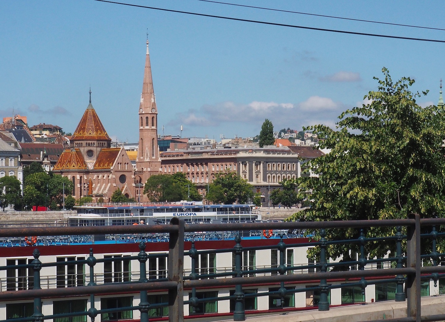 Visite de Budapest en famille, itinéraire sur 5 jours - Promenade le long du Danube - Buda vue de Pest