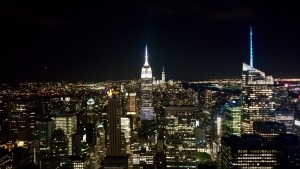 Vue "magique" de nuit du Top of the Rock à New York