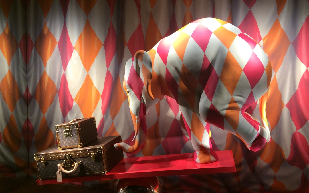 Mise en scène éléphant à la Galerie Louis Vuitton à Asnières
