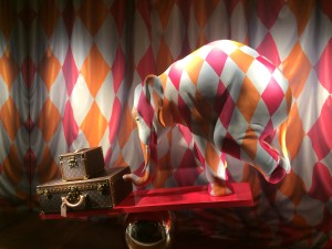 Mise en scène éléphant à la Galerie Louis Vuitton à Asnières